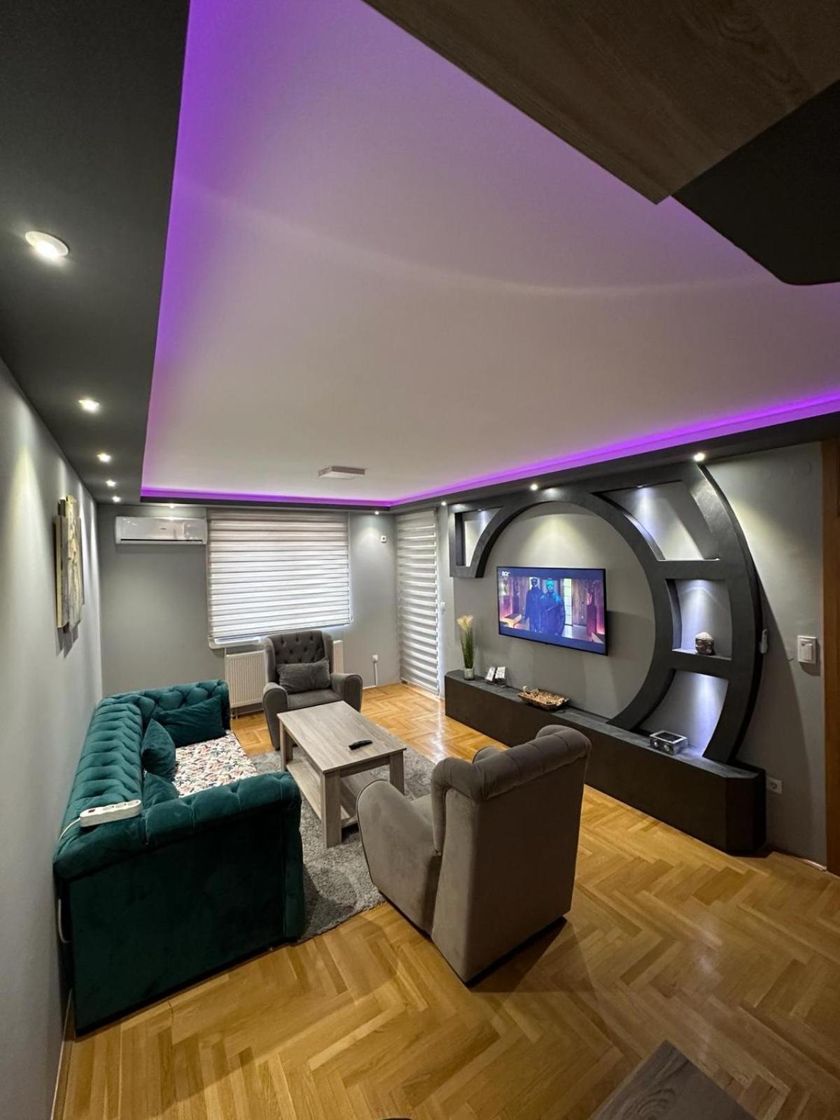 Appartamento Apartman Lux S&V 1 Lukavica Istocno Sarajevo Hilandarska Centar Esterno foto