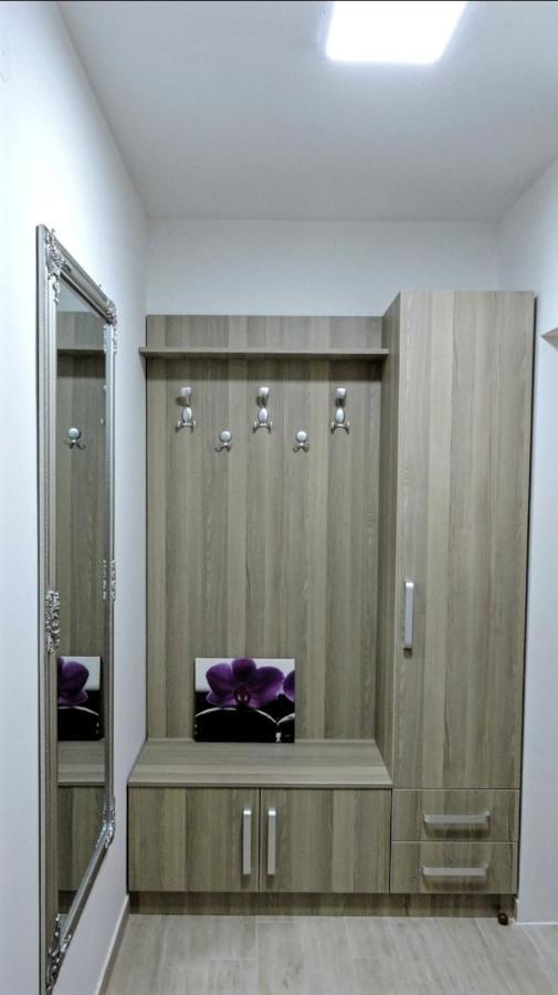 Appartamento Apartman Lux S&V 1 Lukavica Istocno Sarajevo Hilandarska Centar Esterno foto